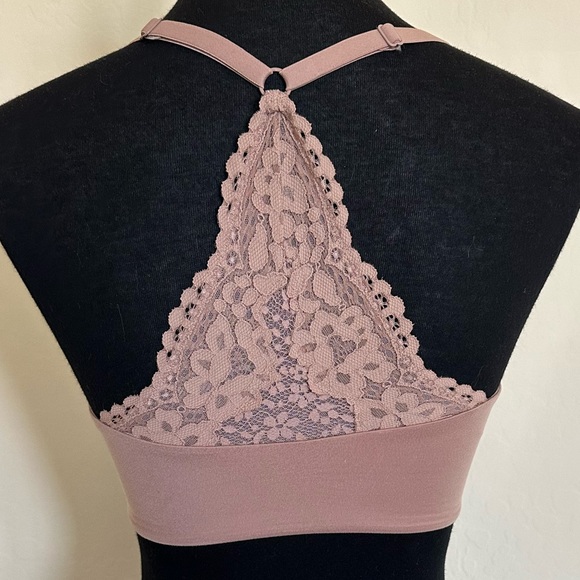 Victoria’s Secret Body by Victoria Racerback bra - Picture 2 of 5